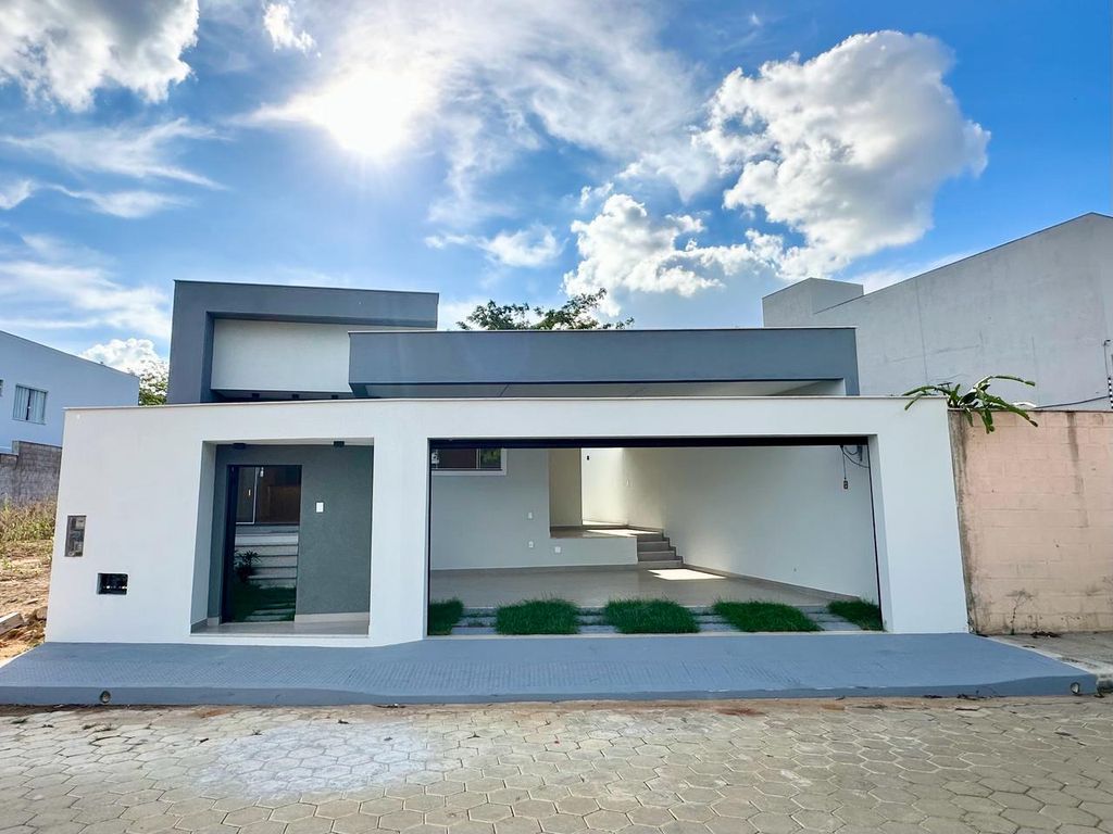 Casa nova no Cidade Jardim