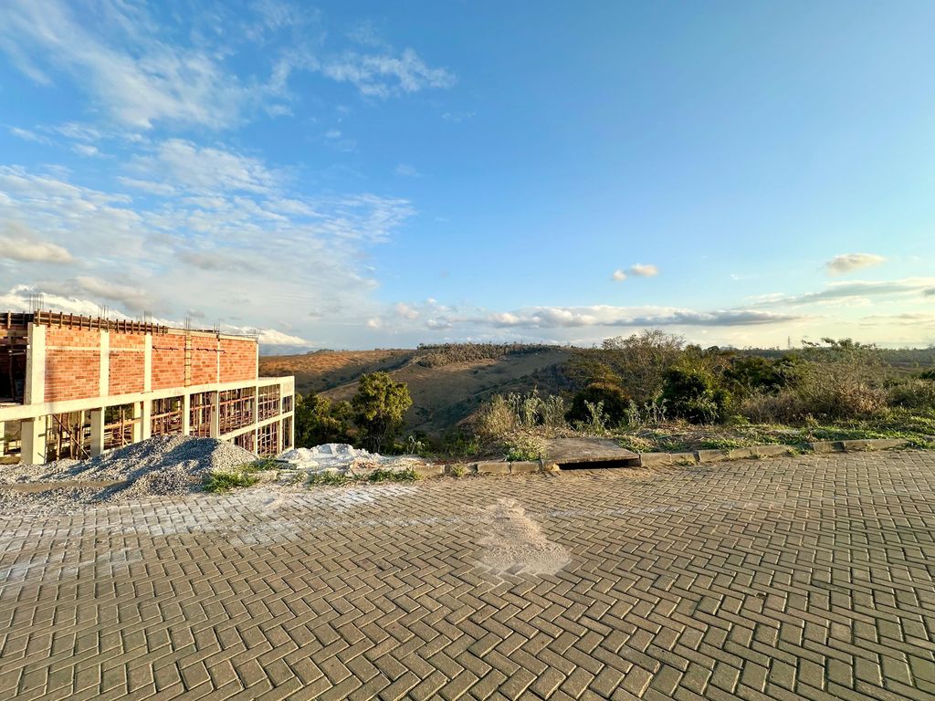 Lote com vista eterna no Vitali